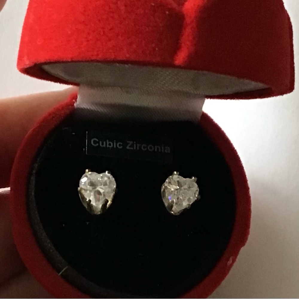 Heart-Shaped Cubic Zirconia Stud Earrings